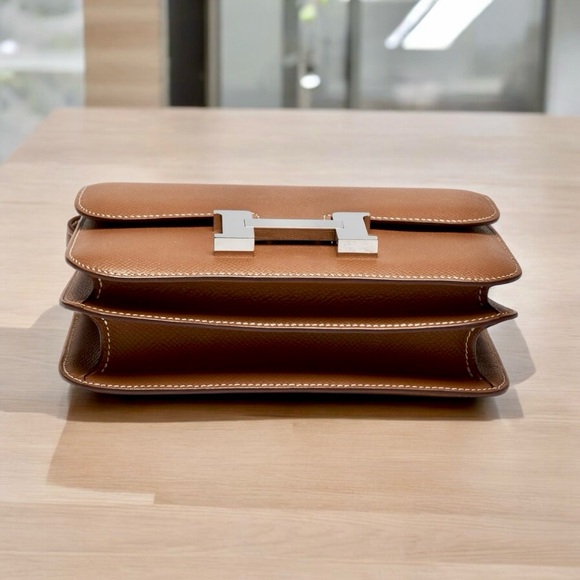 SOLD! HERMES Constance 18 Mini Gold Epsom Leather PHW. Stamp B! - Picture 12 of 16